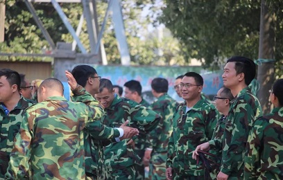 “鑄造優(yōu)秀團(tuán)隊(duì)，共創(chuàng)華禹輝煌”----華禹護(hù)欄幸福村戶外拓展訓(xùn)練營活動(dòng)