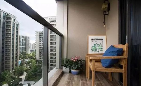為何鋅鋼陽(yáng)臺(tái)護(hù)欄不容易生銹